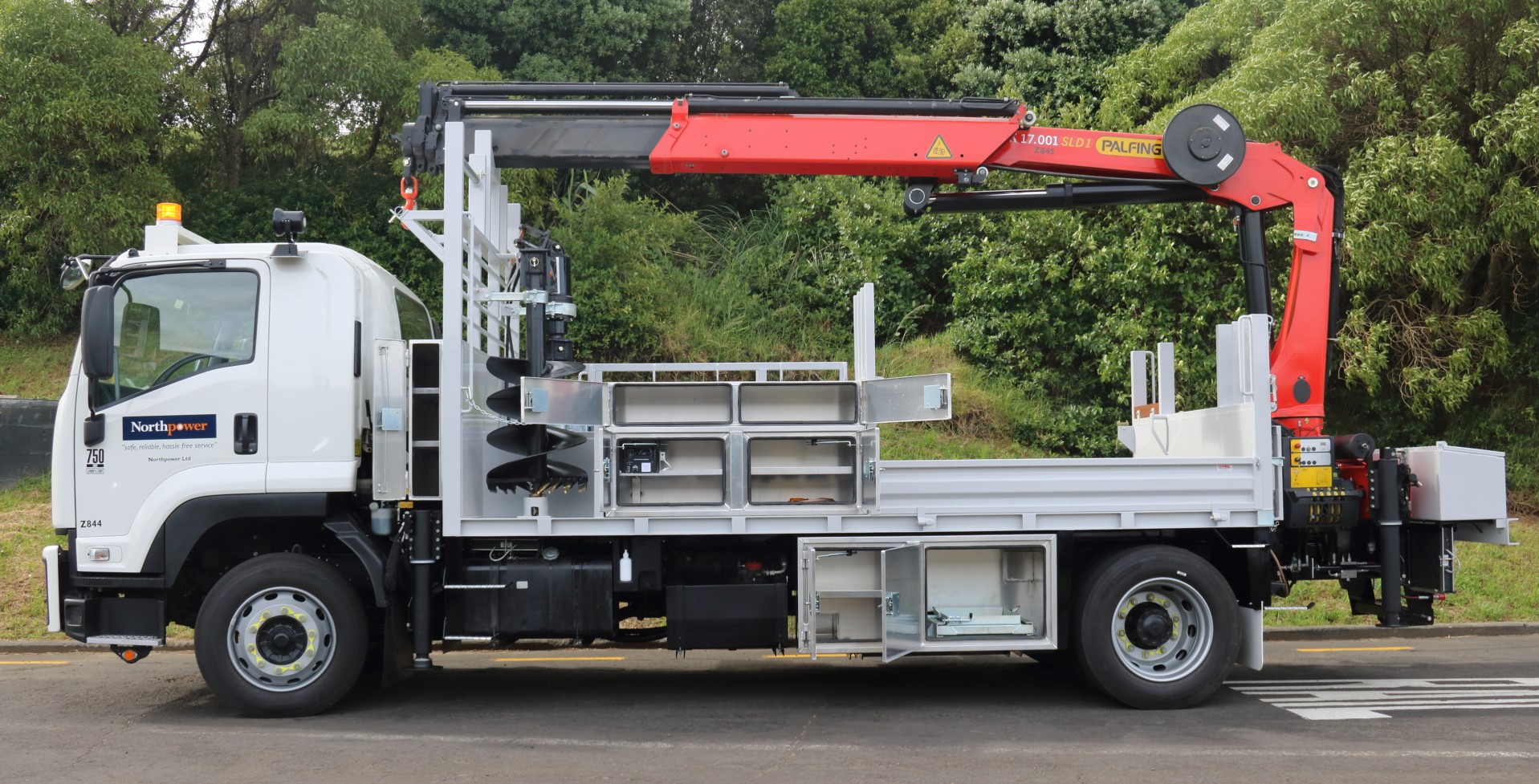 4x4 Linesman Crane Truck